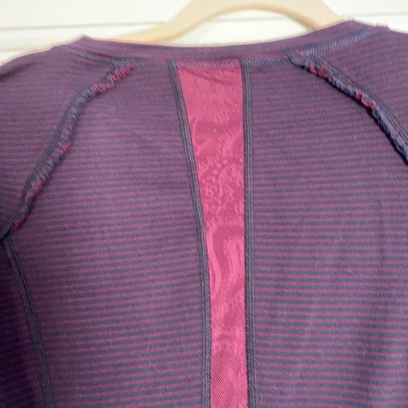 Lululemon Full Tilt Long Sleeve -Size 4 - Picture 14 of 14